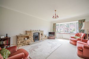 Sitting room- click for photo gallery